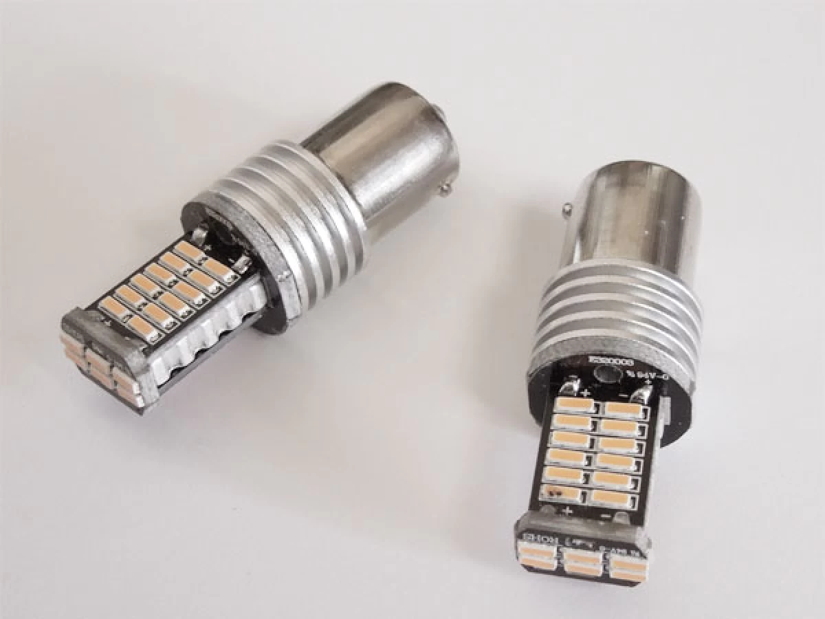 LEDバルブ S25ピン角違いシングル球 30W級 4014チップ オレンジ 2個 0-73